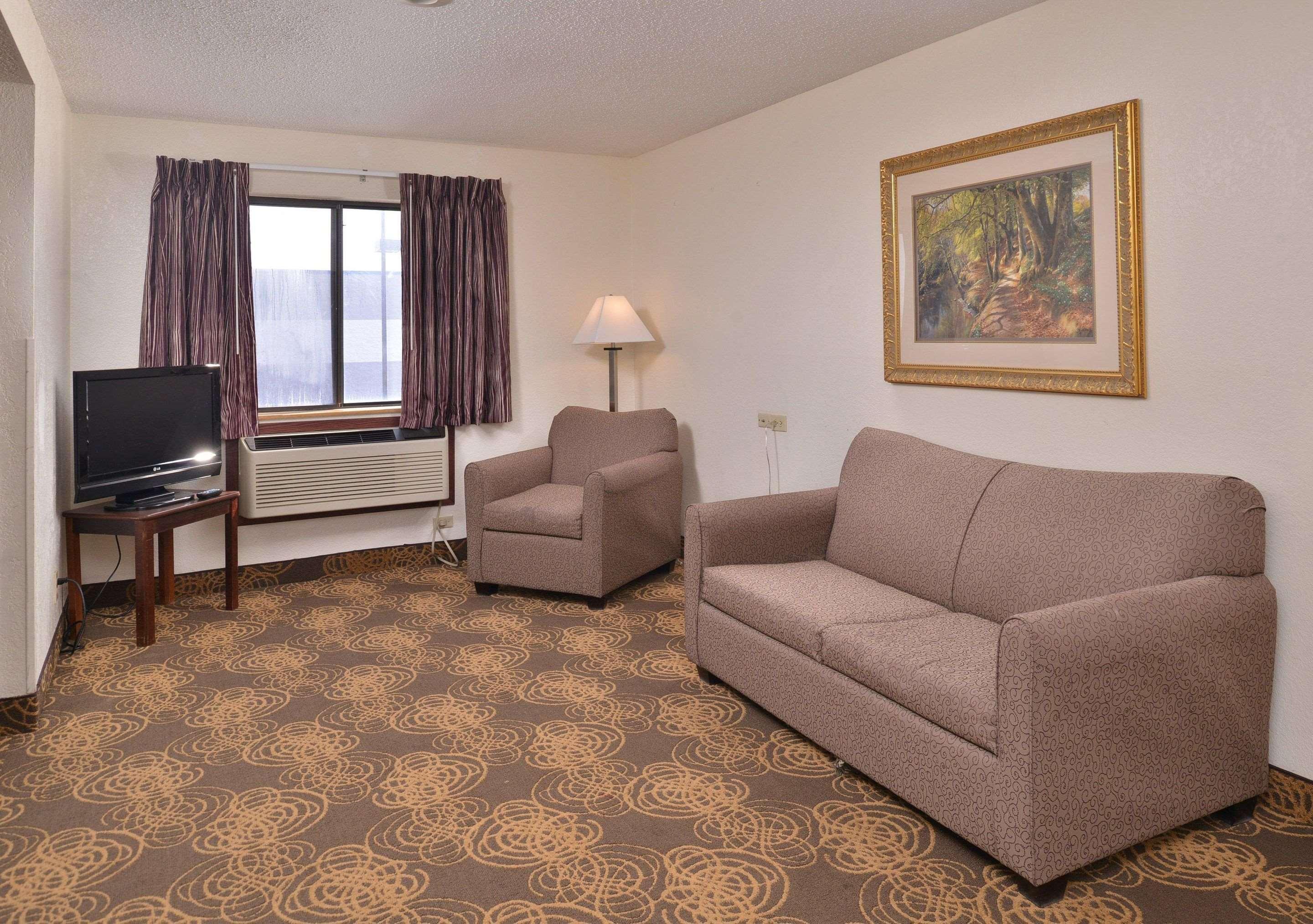 Rodeway Inn Waukegan - Gurnee Bagian luar foto